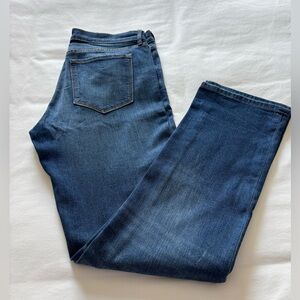 EUC! Banana Republic Straight Leg Jean
